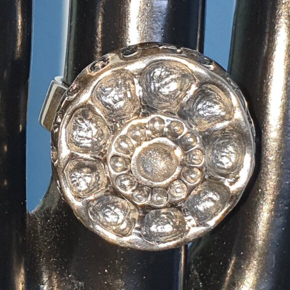 🌼 One-of-a-Kind Vintage Scandinavian Silver Floral Adjustable Statement Ring 🌼 - Picture 8 of 15